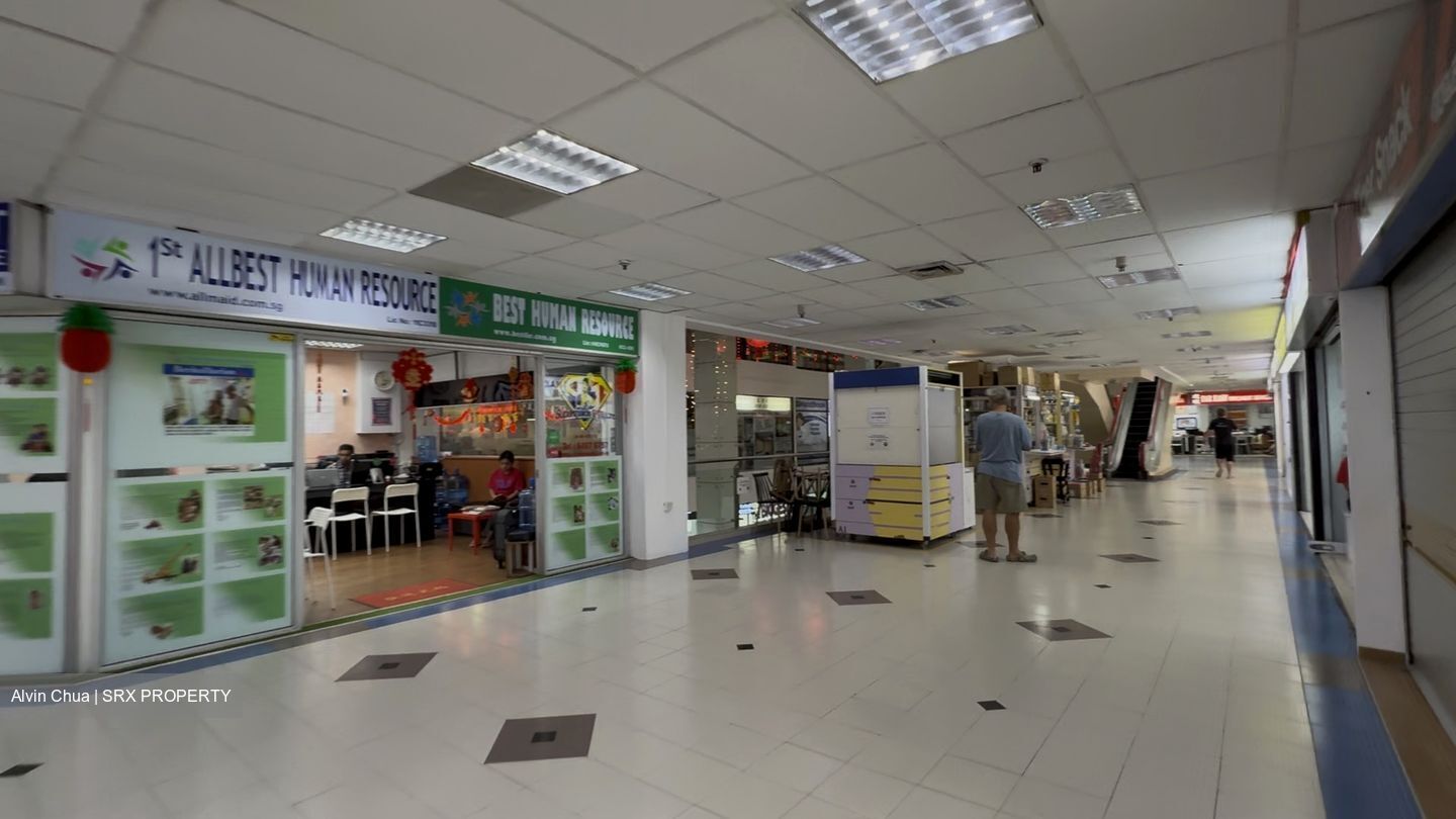 Bukit Timah Shopping Centre (D21), Retail #528360281
